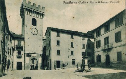 Premilcuore (Forlì). Piazza Galeazzo Visconti