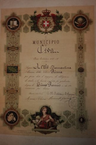 Diploma di Primo Premio per prove date d'Ingegno, Diligenza, Studio e Buona Condotta e di 1a Menzione... Anno Scolastico 1895-96.